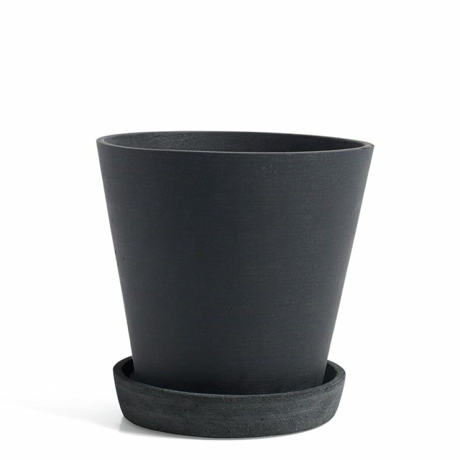 Home Accessories * | Hay Flower Pot With Saucer Online